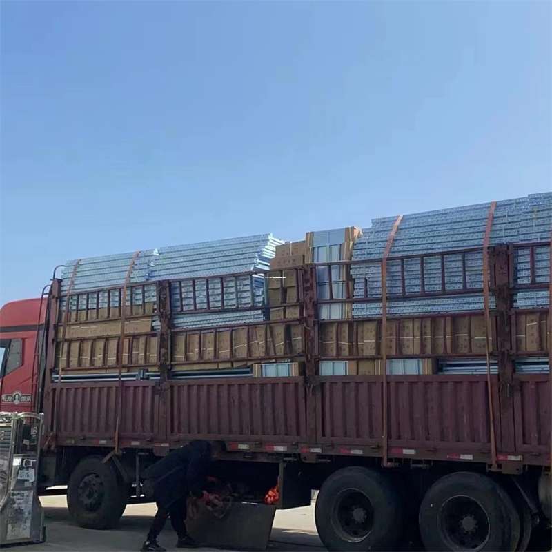 吉林通化辉南县到新疆阿勒泰富蕴县物流公司，一站式服务